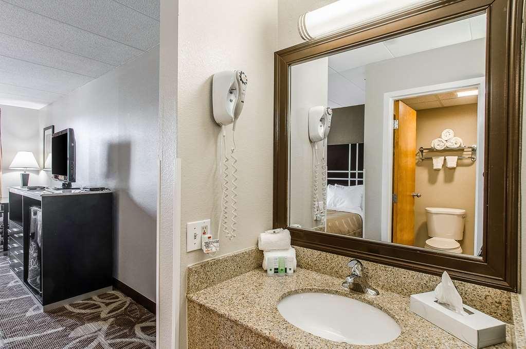 La Casa Inn & Suites - Middleboro Room photo