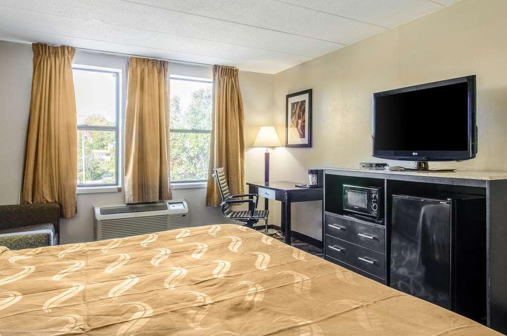 La Casa Inn & Suites - Middleboro Room photo