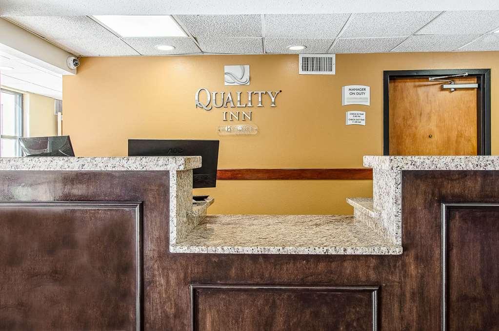 La Casa Inn & Suites - Middleboro Interior photo